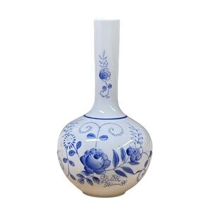 Blue on White Floral Bud Vase ceramic porcelain stoneware hand painted
